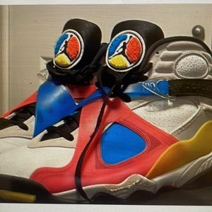Don’t want them anymore in good condition small scuff on the side tho worn once